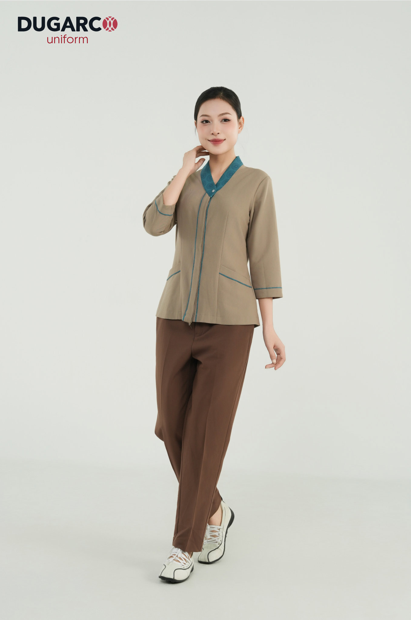 Ảnh của Đồng phục nhân viên khách sạn 