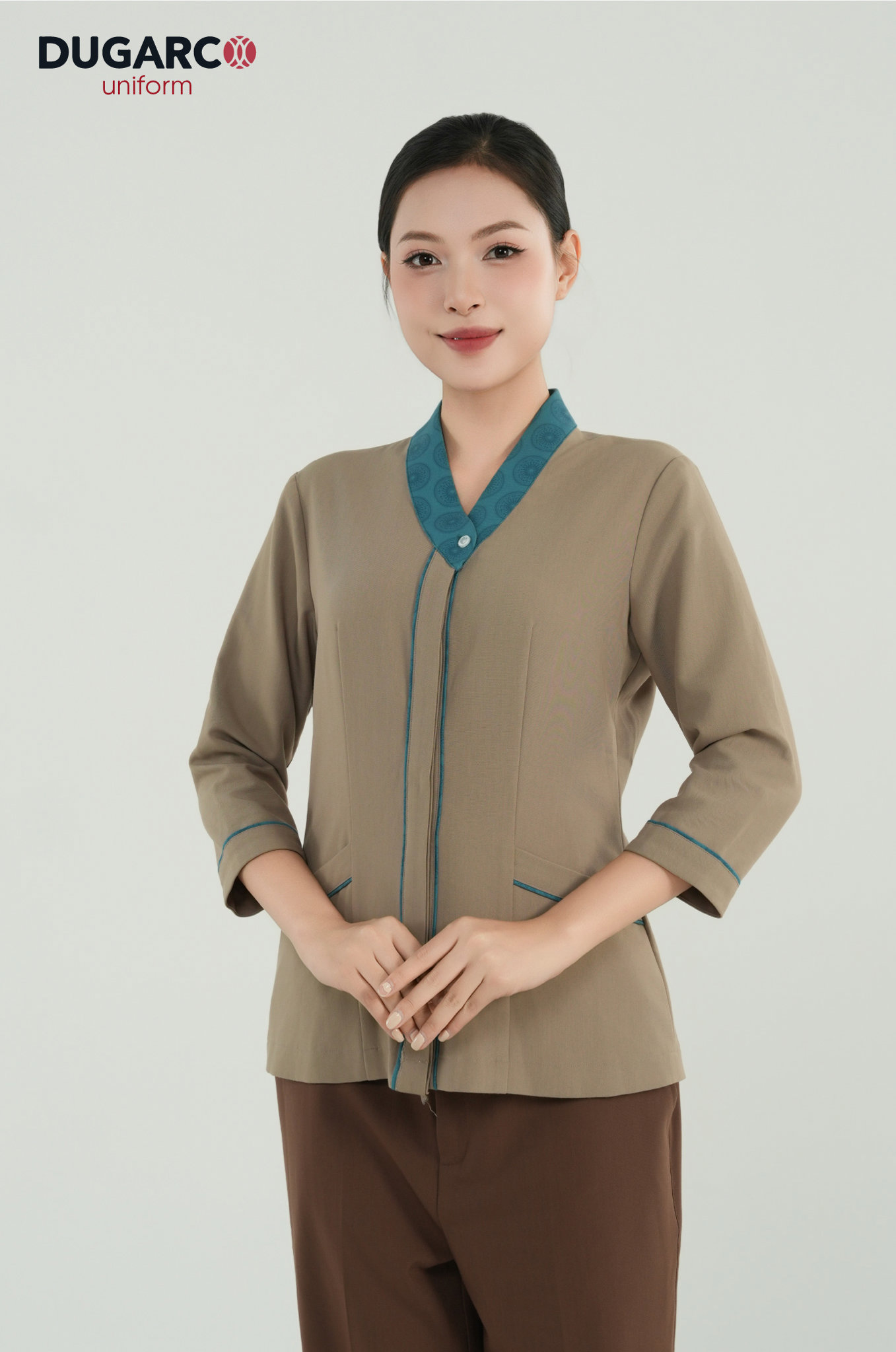 Ảnh của Đồng phục nhân viên khách sạn 
